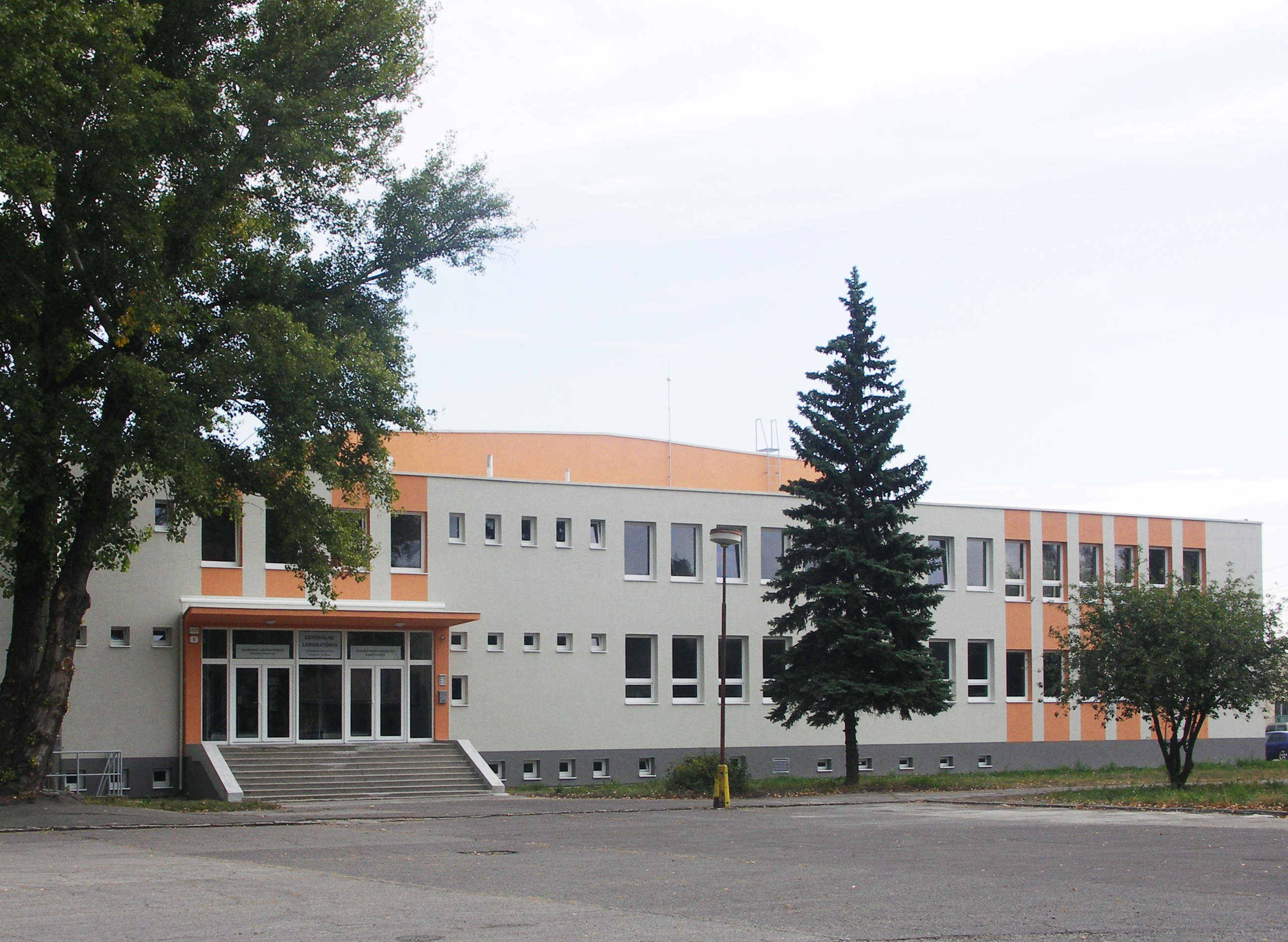 Rekonštrukcia budovy Centrálneho technologického laboratória STU, Bratislava